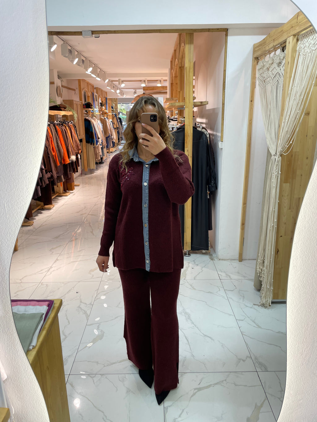 Kot Geçişli Yakası Taşlı Triko Takım