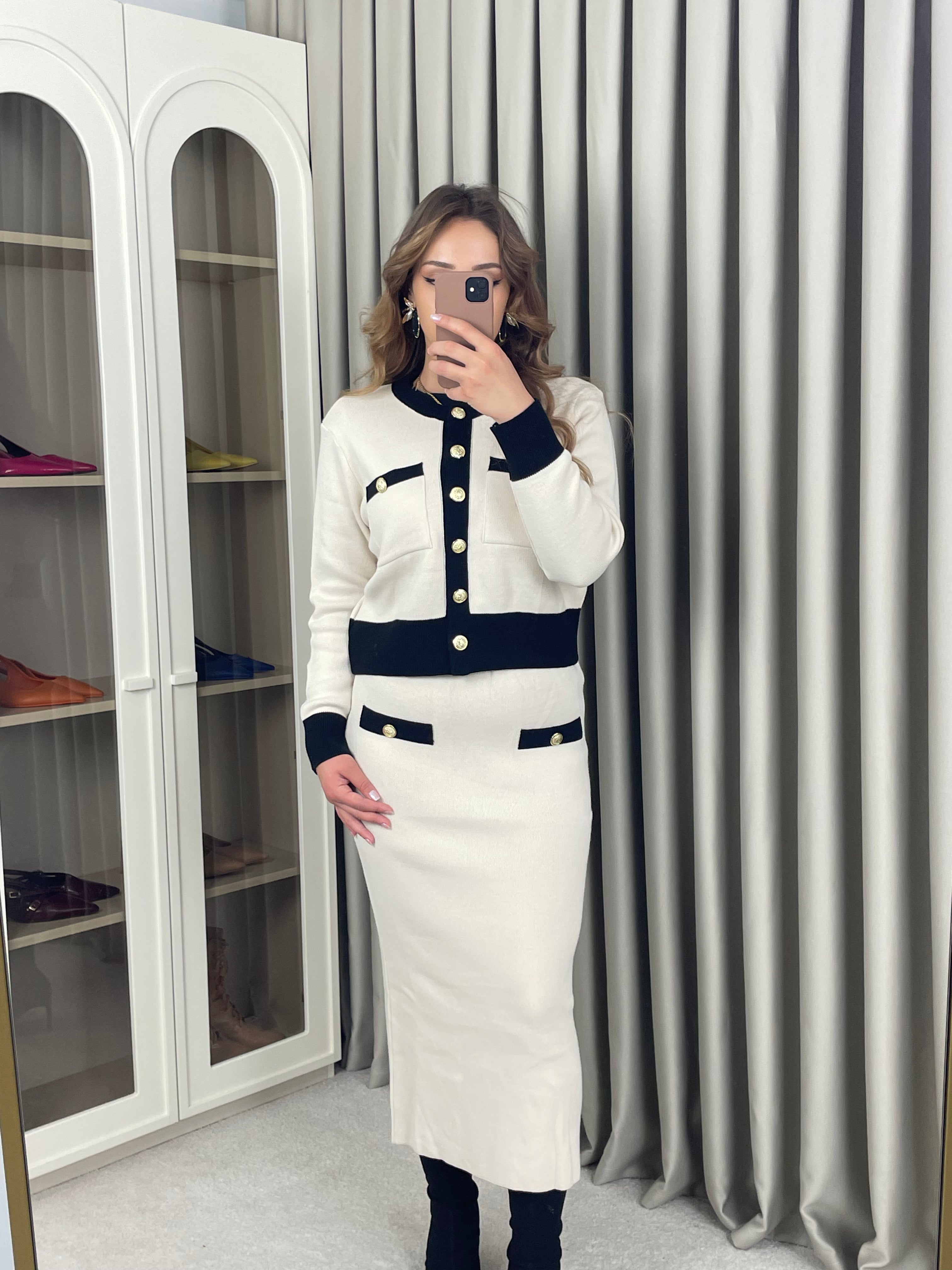 Triko Kalem Etekli Takım Düğme Detaylı