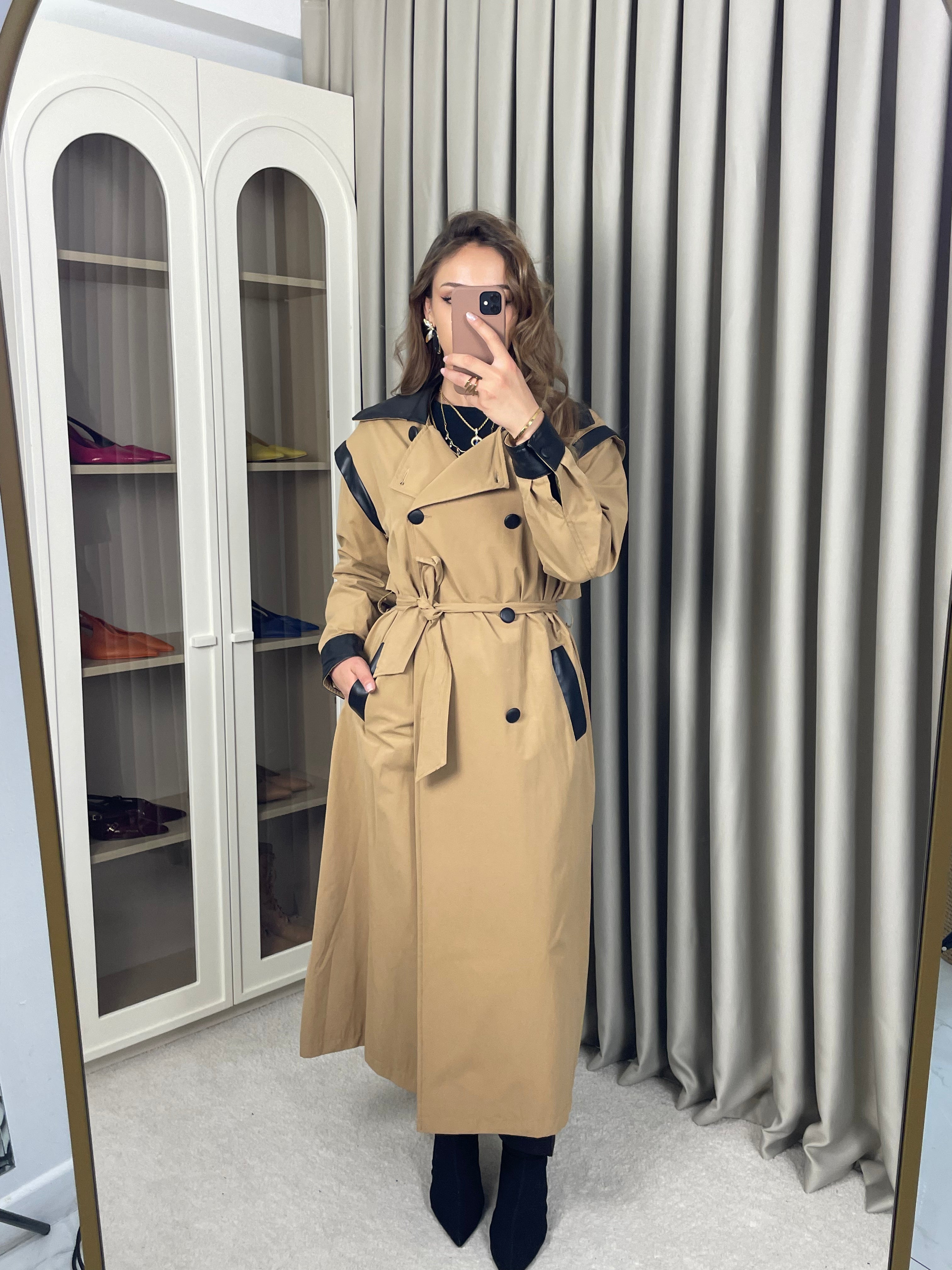 Deri Geçişli Trençkot