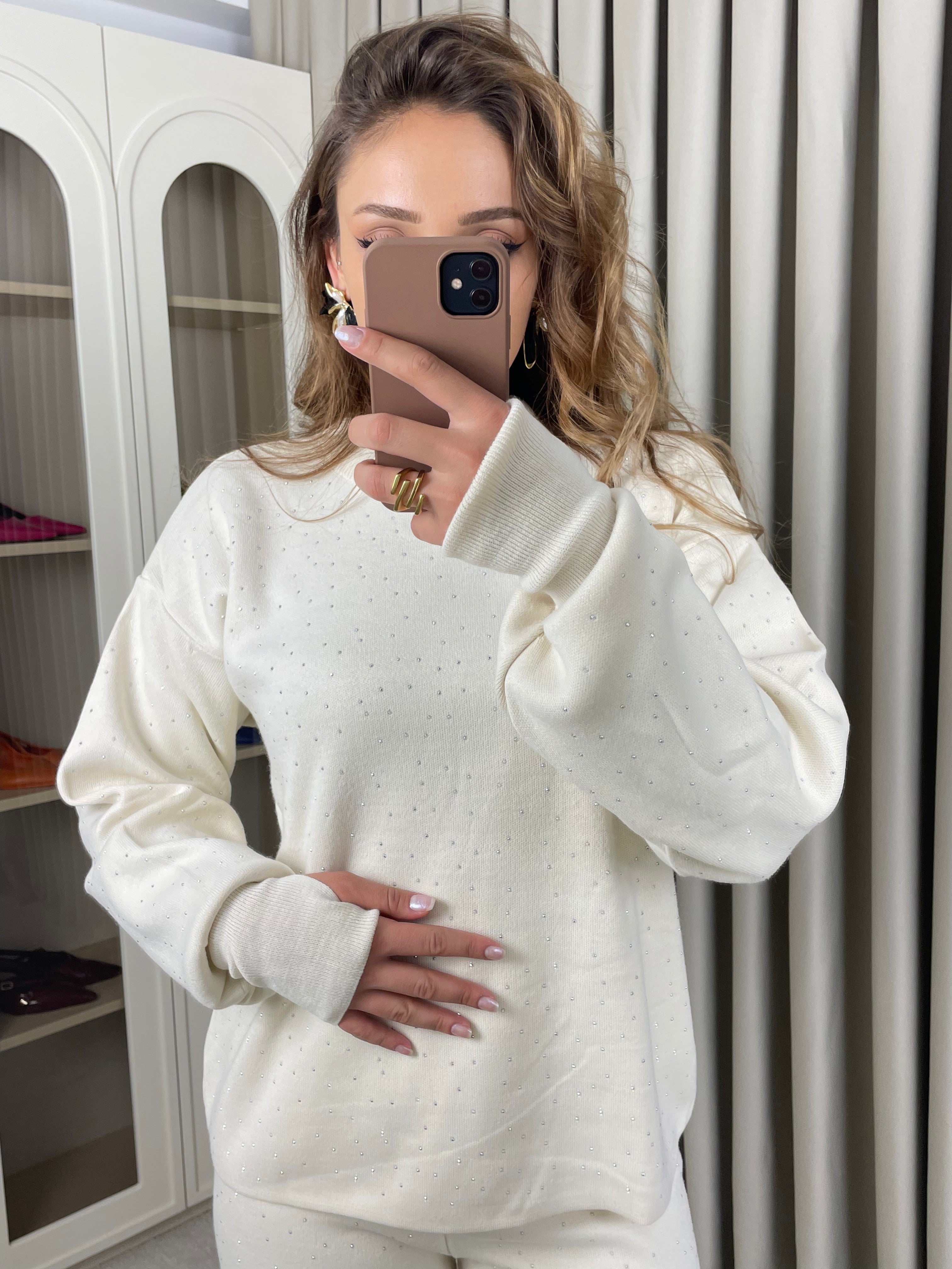 Kol Ucu Parmak Geçmeli Taşlı Takım