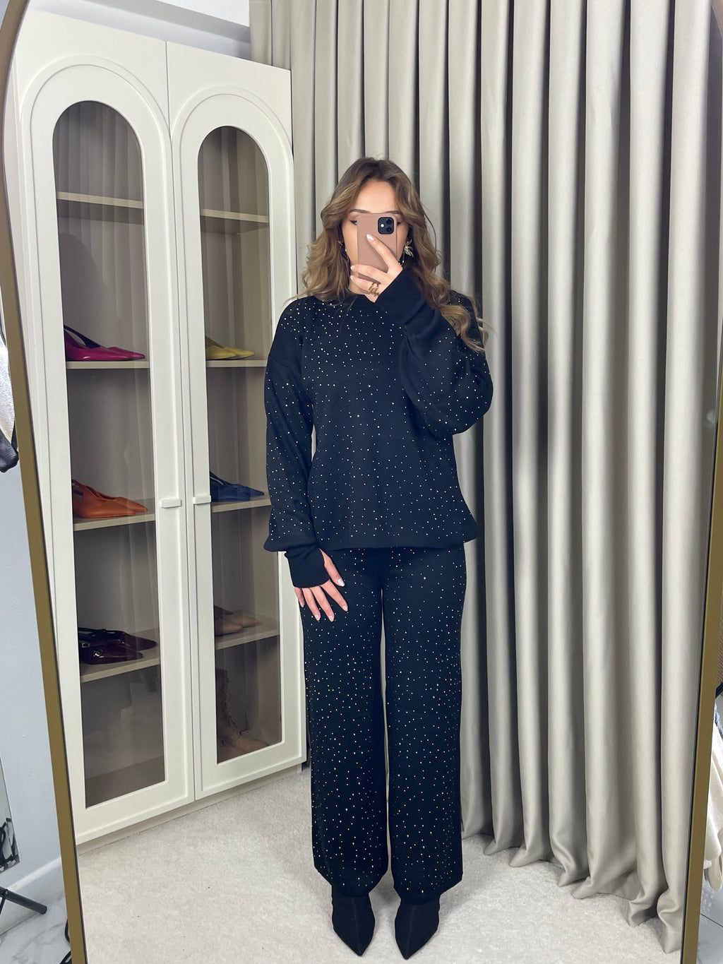 Kol Ucu Parmak Geçmeli Taşlı Takım