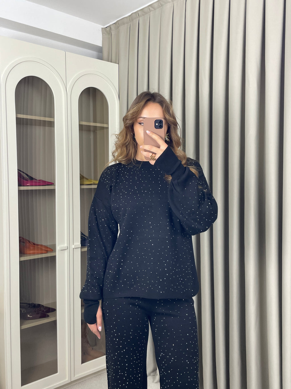 Kol Ucu Parmak Geçmeli Taşlı Takım