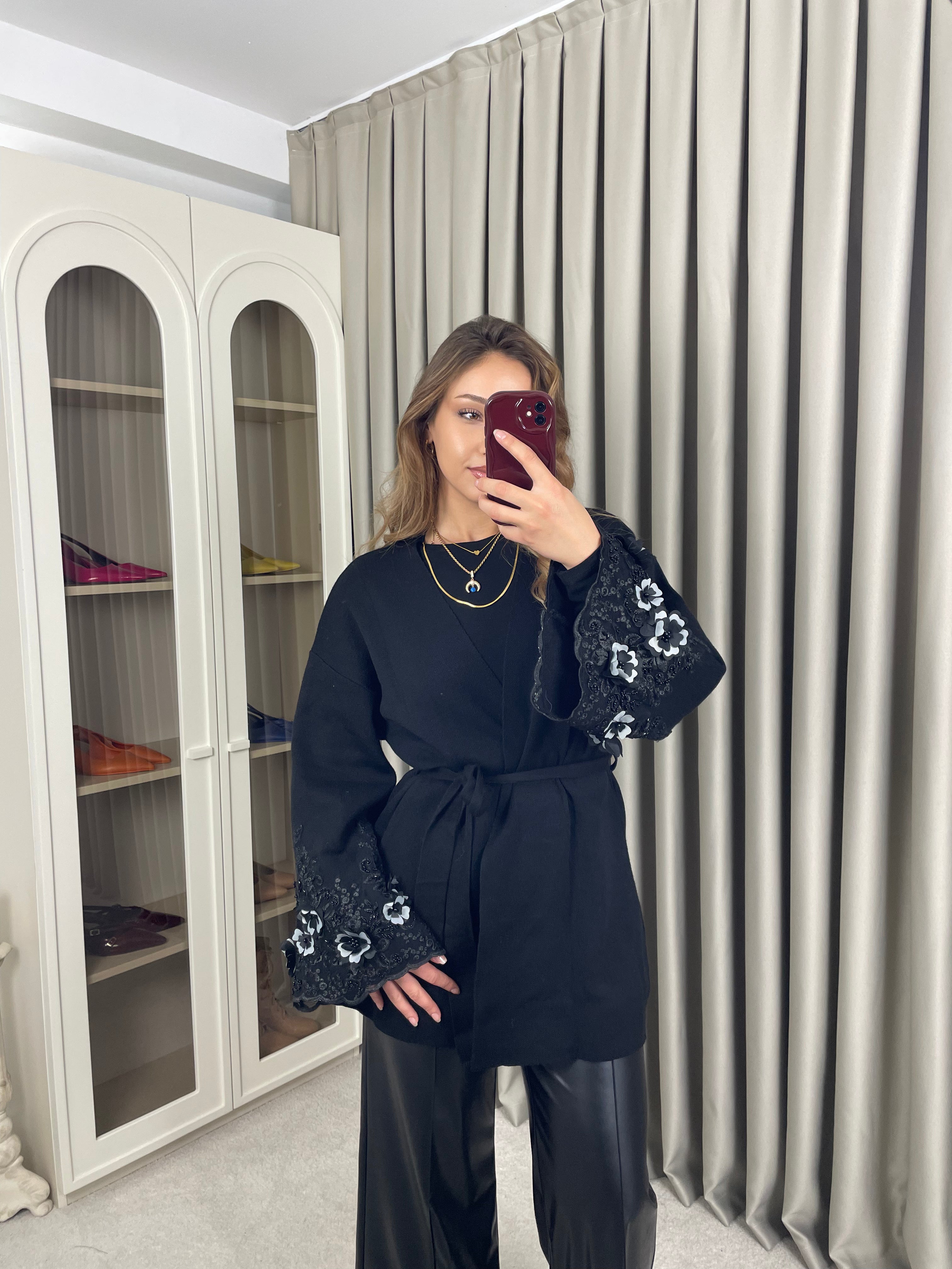 Kol Detaylı Belden Bağlamalı Kruvaze Hırka